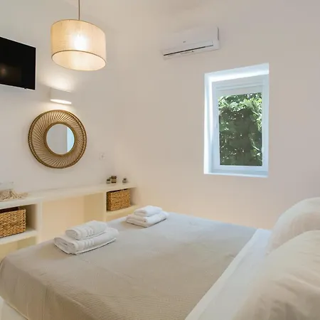 Апартаменты Satsi's Premium Seascape-2 Min From The Beach&town