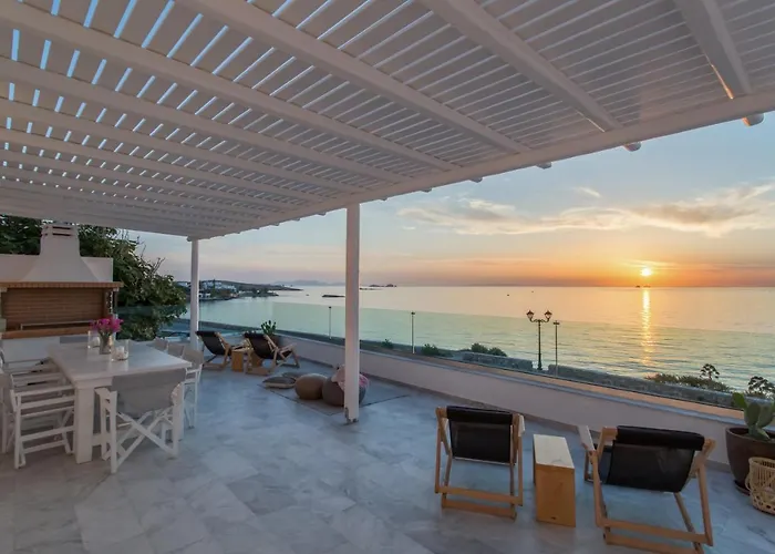 Satsi's Premium Seascape-2 Min From The Beach&town