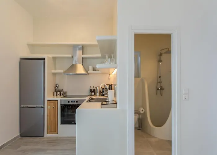 Satsi's Premium Seascape-2 Min From The Beach&town Апартаменты