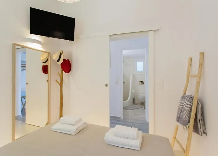 Satsi's Premium Seascape-2 Min From The Beach&town Daire *